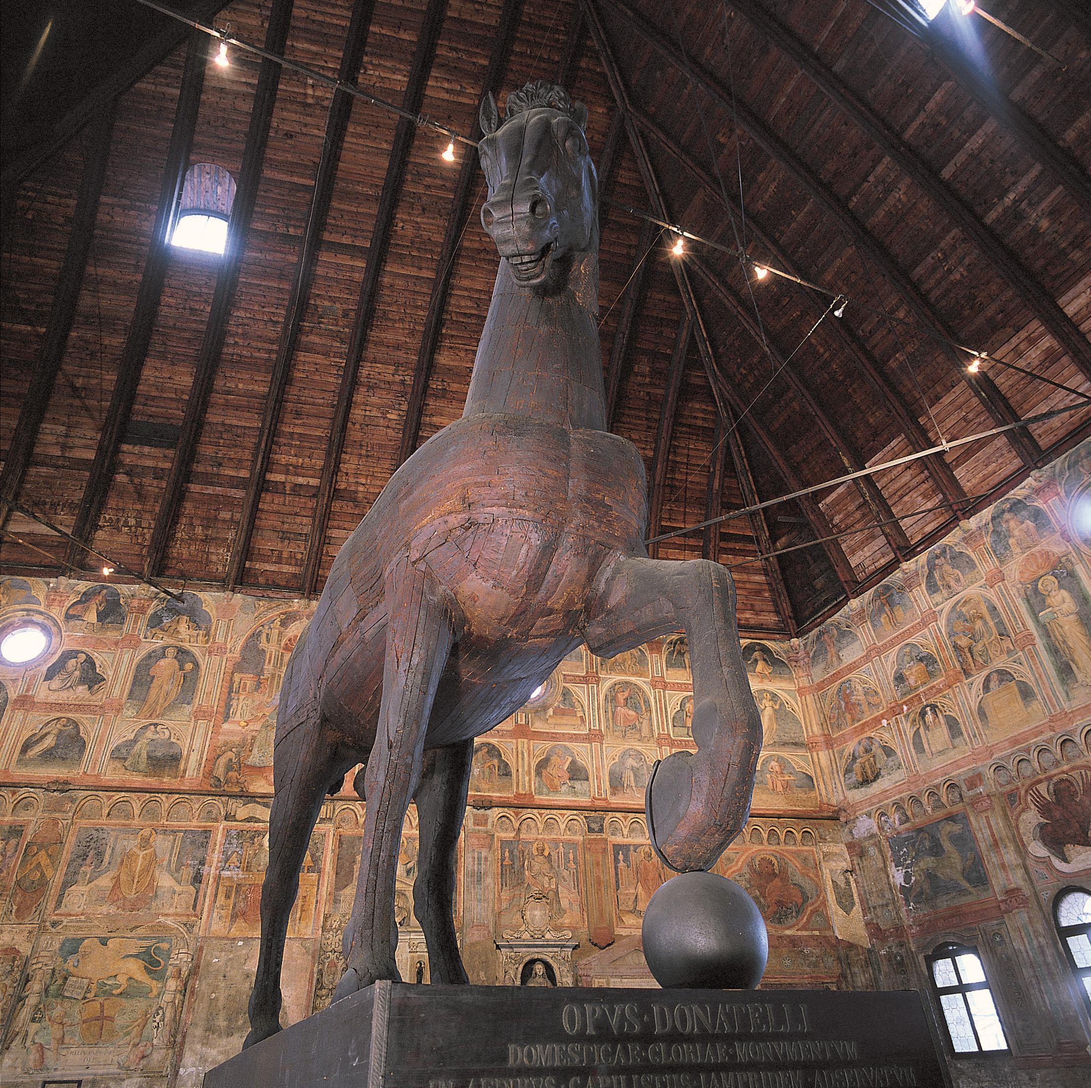 PALAZZO_DELLA_RAGIONE