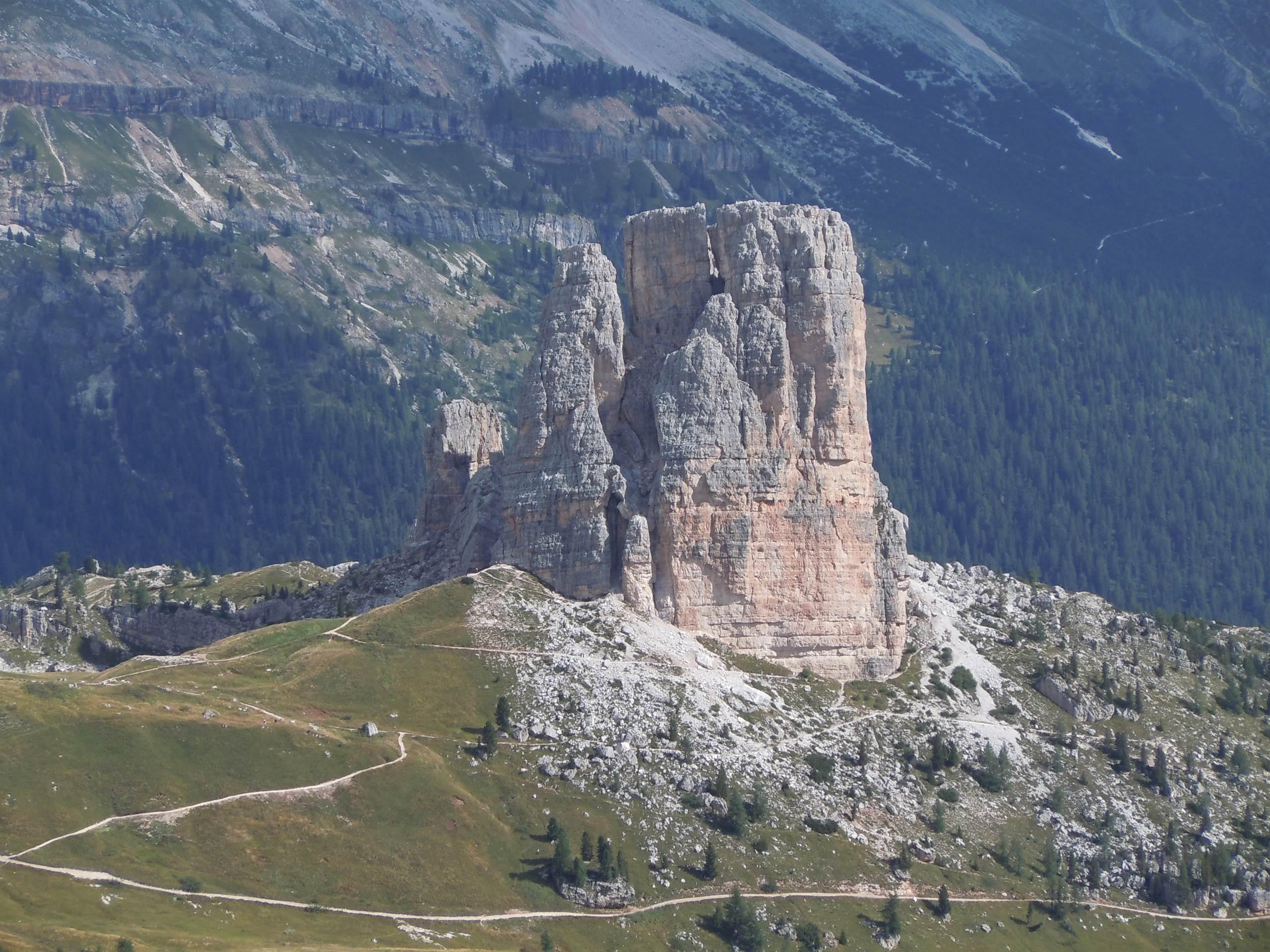 5-torri-viste-da-nuvolau-archivio-jessica-de-valli