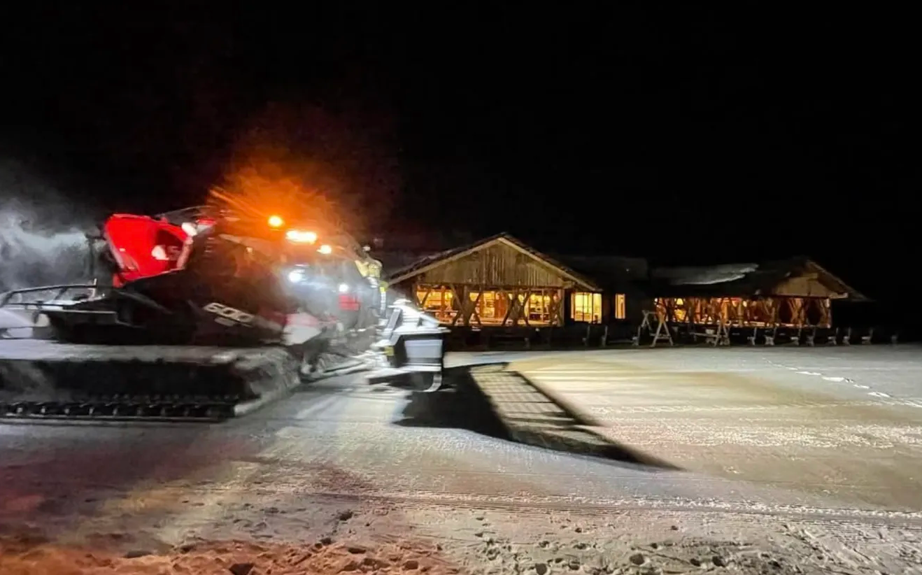 Cena del Giovedì al Rif. Burz con gatto delle nevi
