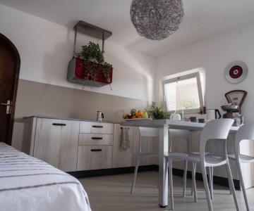 Cucina e soggiorno Mini Amina