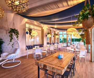 Concordia terrazza frontemare.jpg