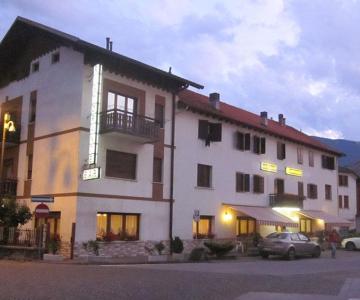 albergo-ristorante-piazza-farra-alpago