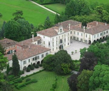 1a. Villa Tiepolo Passi - veduta aerea