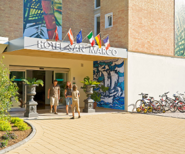 Hotel San Marco Eingang.png