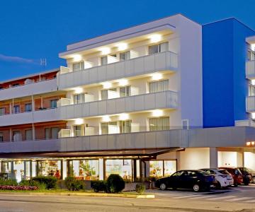 7C100658-4121-4988-B70F-FCC895217797