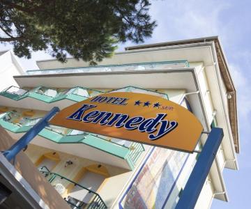 Kennedy facciata.jpg