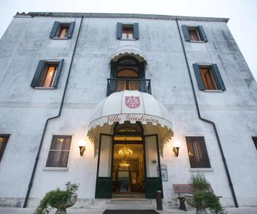 Villa Giustinian