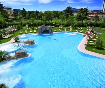 piscina-hotel-terme-alba