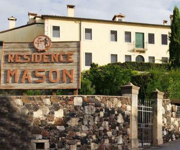 Residence La Mason Montebello_view