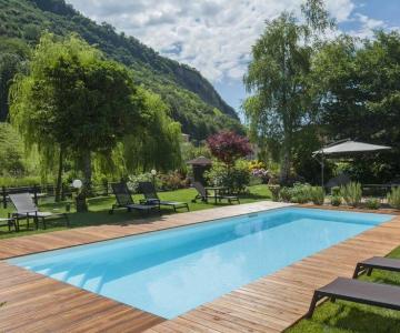 swimming pool hotel calvi