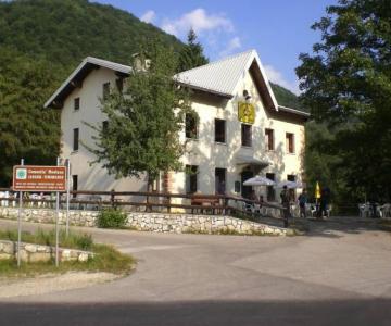 Rifugio passo xomo_view