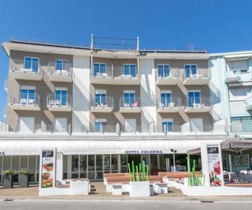 Colonna facciata.jpg