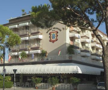 Granada facciata.jpg