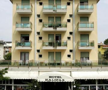 Halifax facciata.jpg