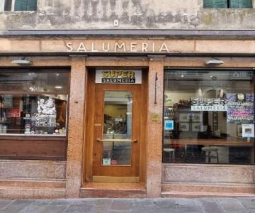Supersalumeria