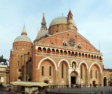 Basilica_di_S.Antonio_da_Padova