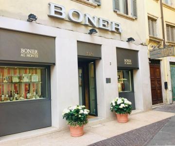 Facciata Oreficeria Boner