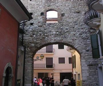 Porta San Giovanni