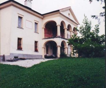 Annesso rustico di Villa Buzzati ora Ferrante_04