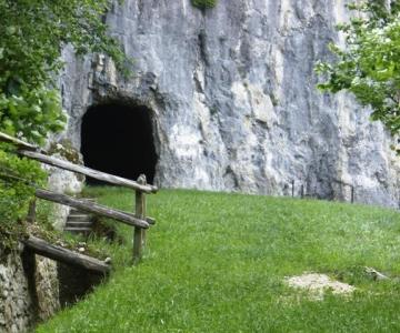 Batteria in caverna di Coldarco