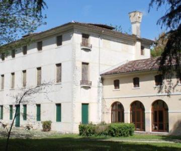 Villa Angeloni 1 