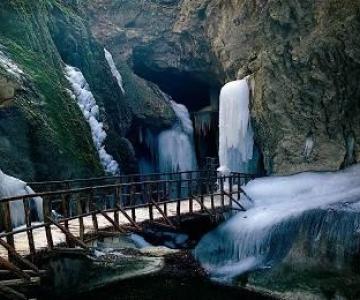 Grotte del Caglieron