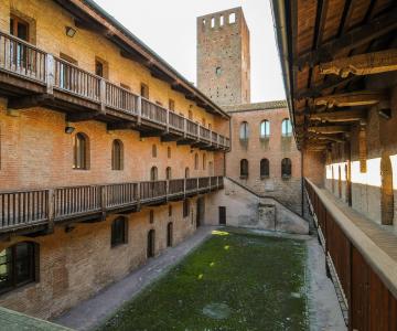 Corte d'armi Castel San Zeno