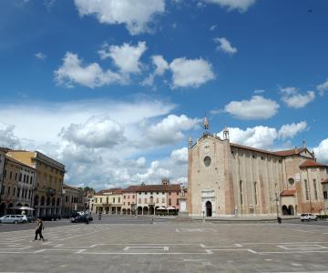 Piazza