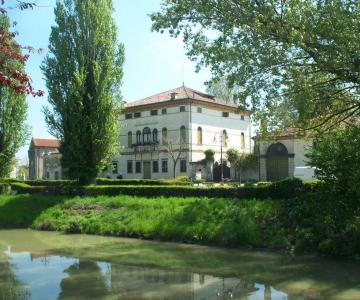 Villa Querini, Dalla Francesca, Tiozzo