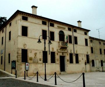 Palazzo dei Vicari 