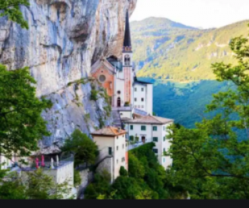 Madonna della Corona