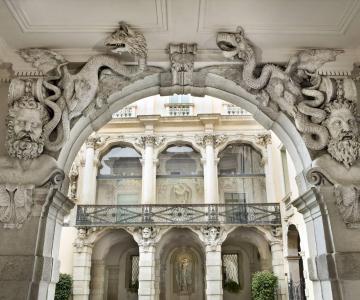 Palazzo Leoni Montanari