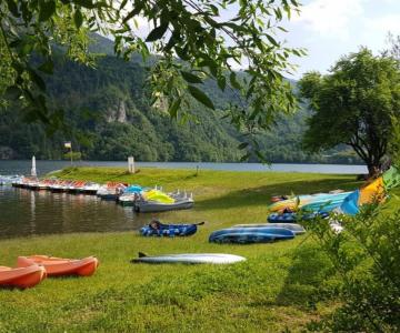 noleggio pedalò e canoe