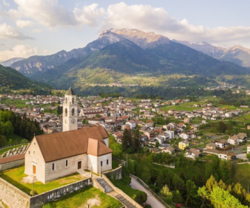 Vista esterna Chiesa di San Pietro Apostolo