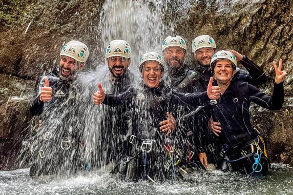 fare canyoning con gli amici nel Vajo dell'Orsa