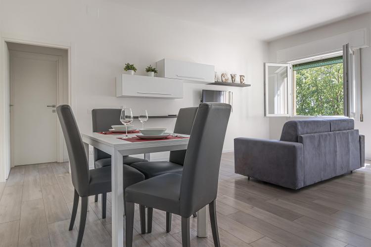 1 Flora Tv bassa risoluzione