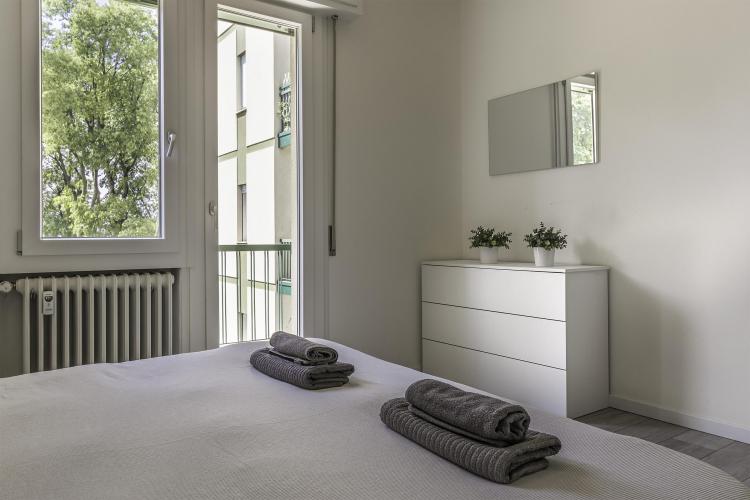 18 Flora Tv bassa risoluzione