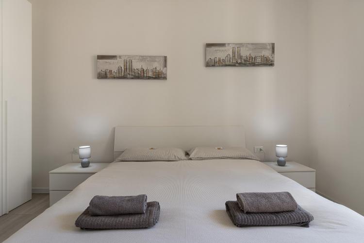 15 Flora Tv bassa risoluzione