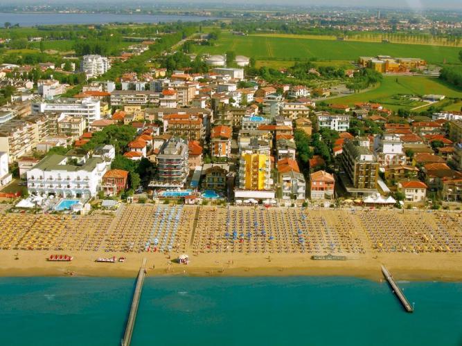 Capri frontemare.jpg