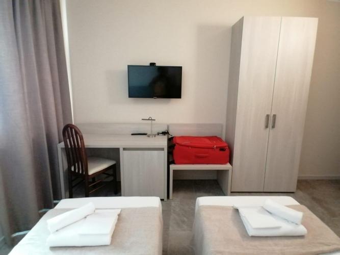 Camera Doppia con Letti Singoli