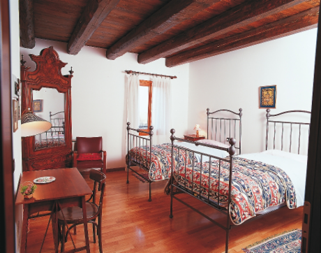 Camera letto ferro.png