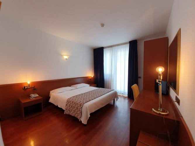 33568fa5-4012-47f5-8888-3ee8511ea277