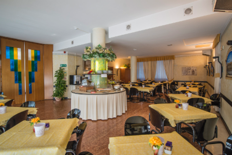 krystal grandi-41.png