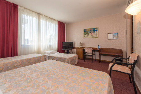 krystal grandi-19.png