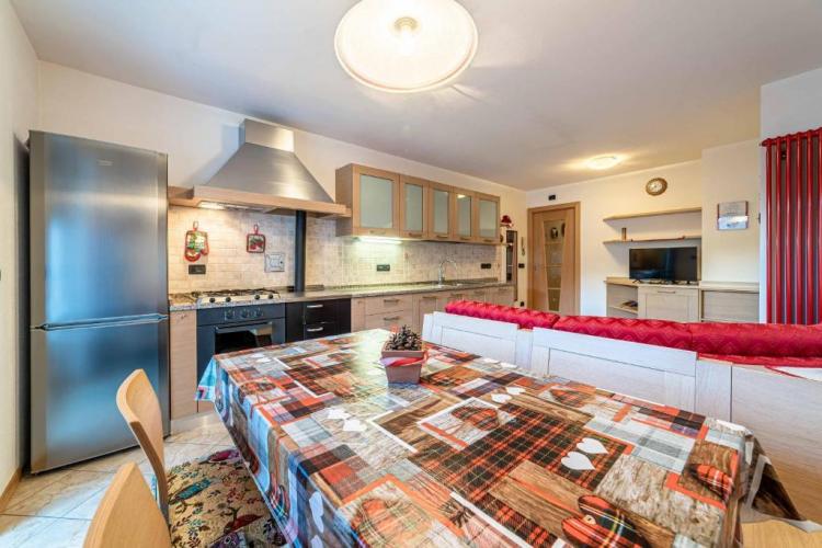 Living room - Kitchen