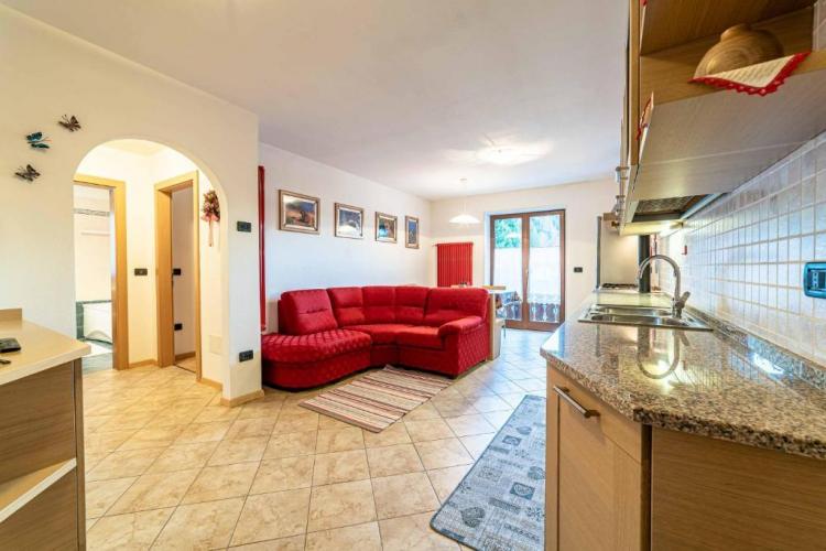 Living room - Kitchen