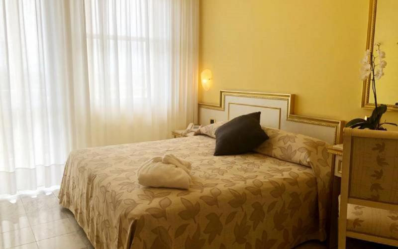 INTERNAZIONALE CAMERA_2