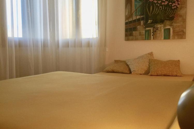 CE607771-C7C1-4221-BB38-B85900CB9811_1_201_a