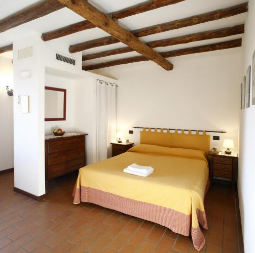 Stanza Fragola - Tenuta La Pila