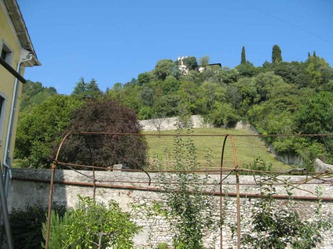 vista_dal_giardino